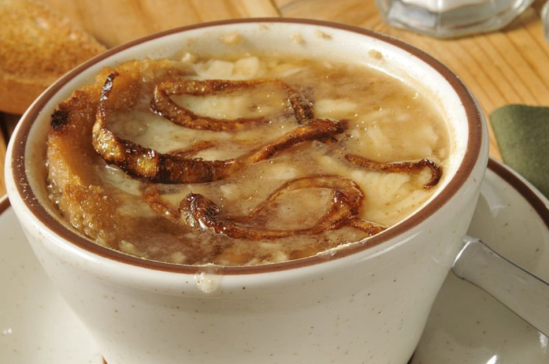 What to Serve with French Onion Soup